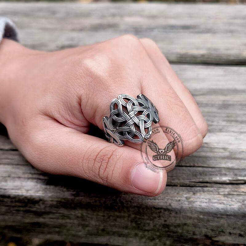 Simple Viking Celtic Knot Stainless Steel Ring | Gthic.com