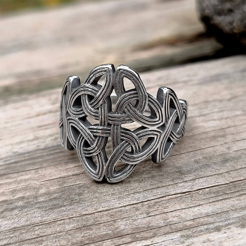 Simple Viking Celtic Knot Stainless Steel Ring | Gthic.com