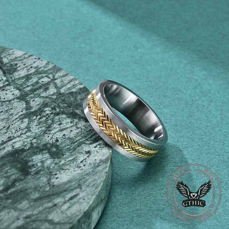 Bague rotative en acier inoxydable Skull Cross