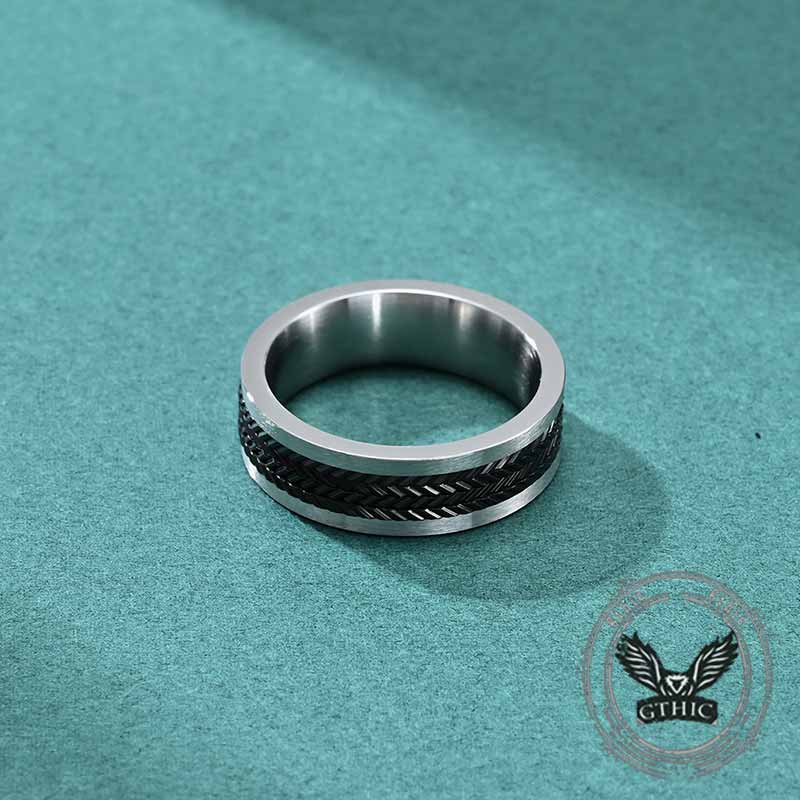 Bague rotative en acier inoxydable Skull Cross