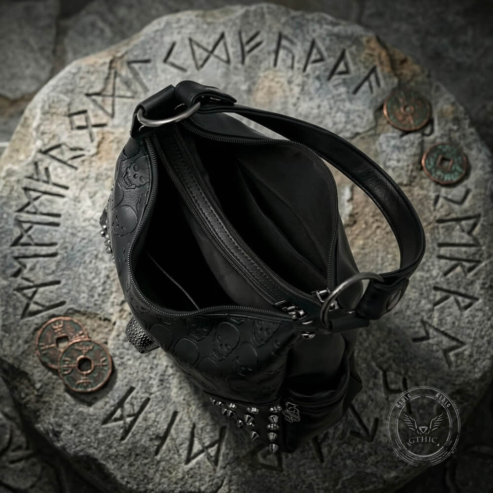 Skull Studs Large-Capacity Shoulder PU Leather Handbag