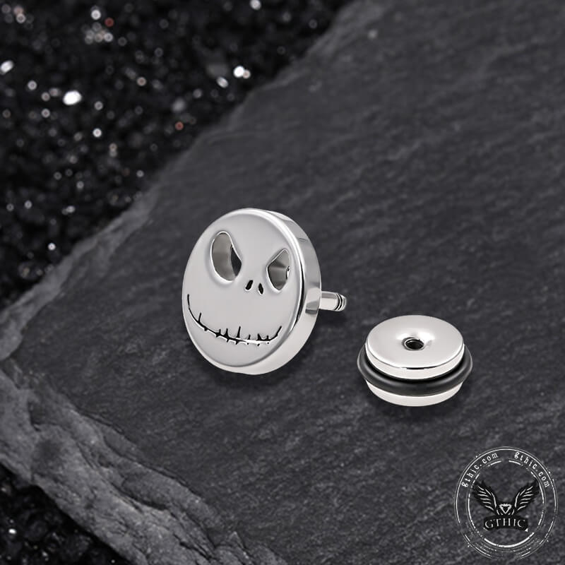 Aretes de acero inoxidable con calavera sonriente cosida