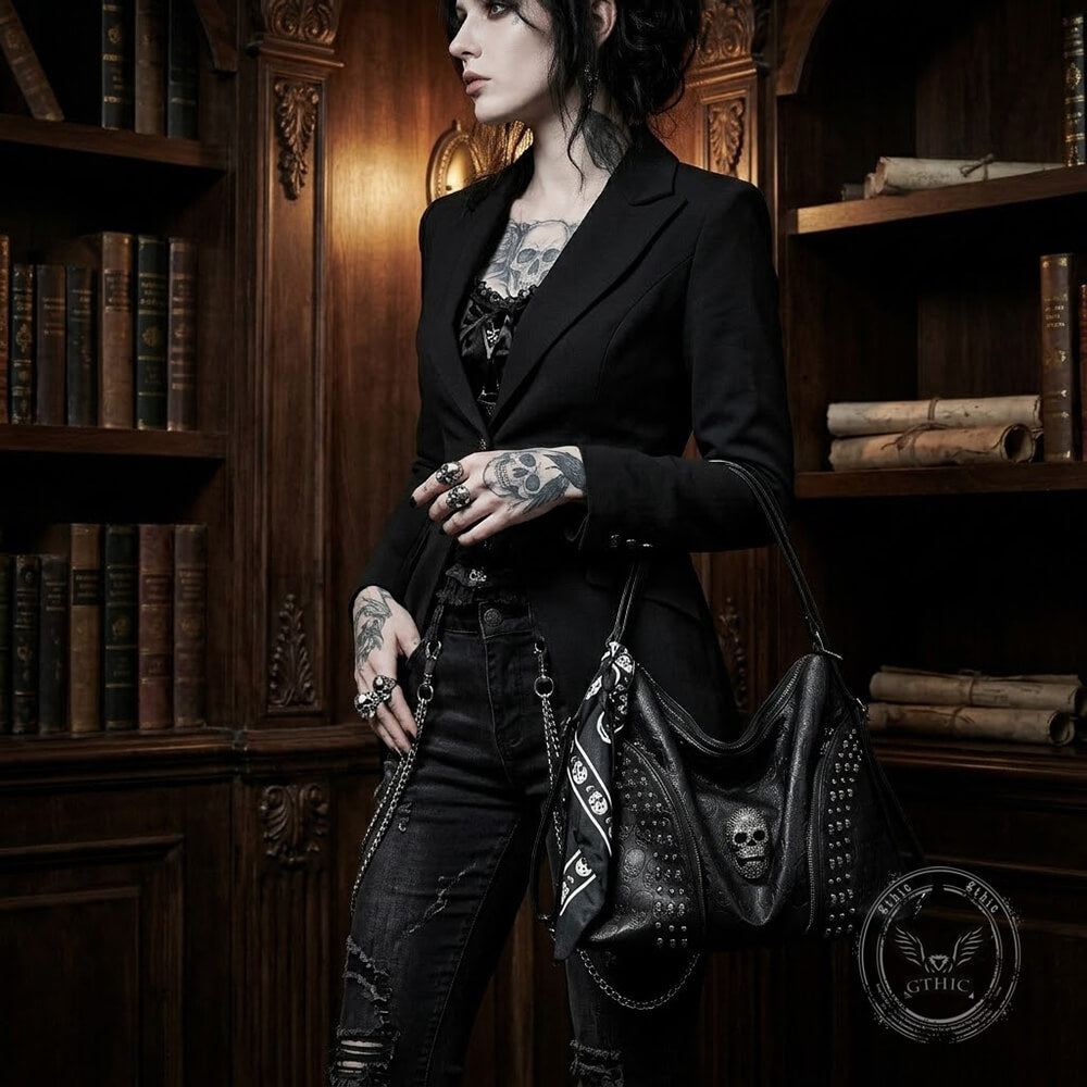Studded Skull Large-Capacity PU Leather Crossbody Shoulder Bag | Gthic.com
