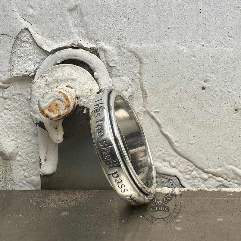 Anillo de plata de ley con diseño floral gótico y circonitas