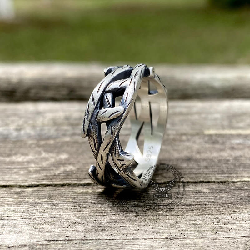 Thistles and Thorns Sterling Silver Ring | Gthic.com