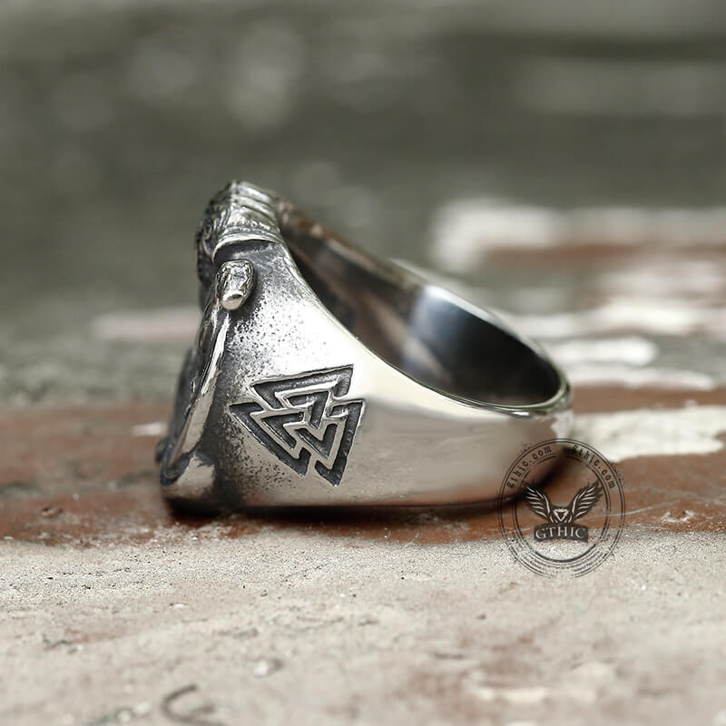 Anillo de acero inoxidable con martillo de Thor Valknut Ravens