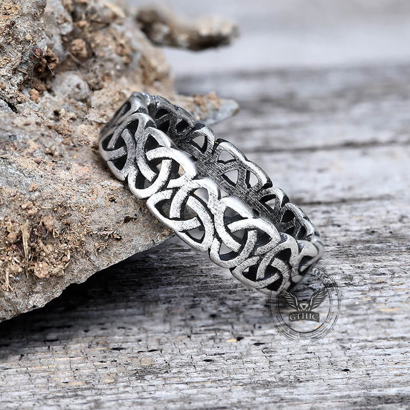 Triangle Celtic Knot Stainless Steel Viking Ring | Gthic.com