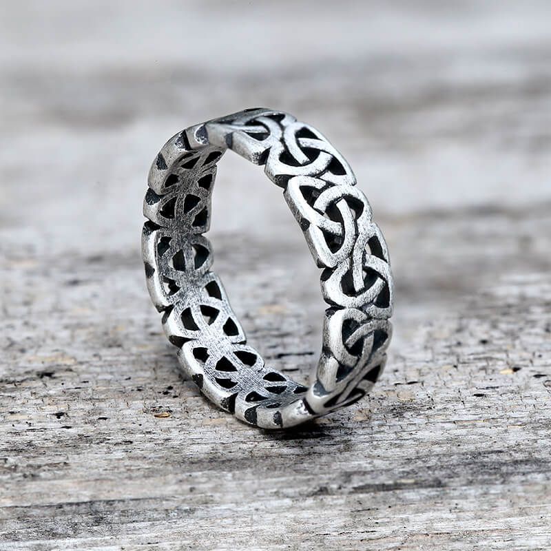 Triangle Celtic Knot Stainless Steel Viking Ring | Gthic.com