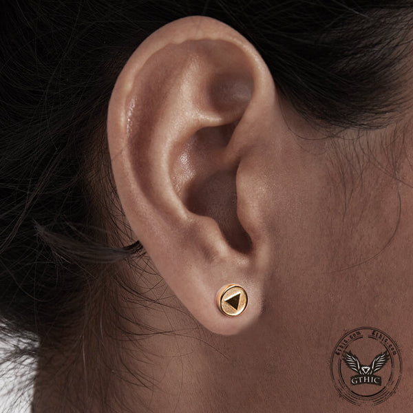 Triangle Geometric 18K Gold Stud Earrings | Gthic.com
