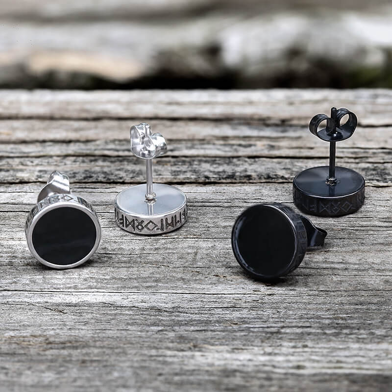 Silver spider stud stainless steel black crystal earrings soft Gothic Silver spider stud stainless steel black crystal earrings soft Gothic