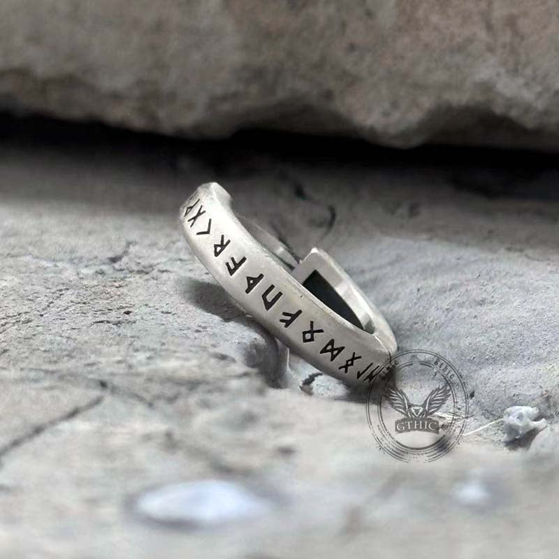 Design Vichingo. Drakkar In Un Cerchio Di Antichi Simboli Runici Scandinavi Disegno In Stile Norreno Antico Image410492521 - Foto 9