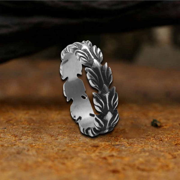 Vintage Animal Feather Stainless Steel Ring | Gthic.com