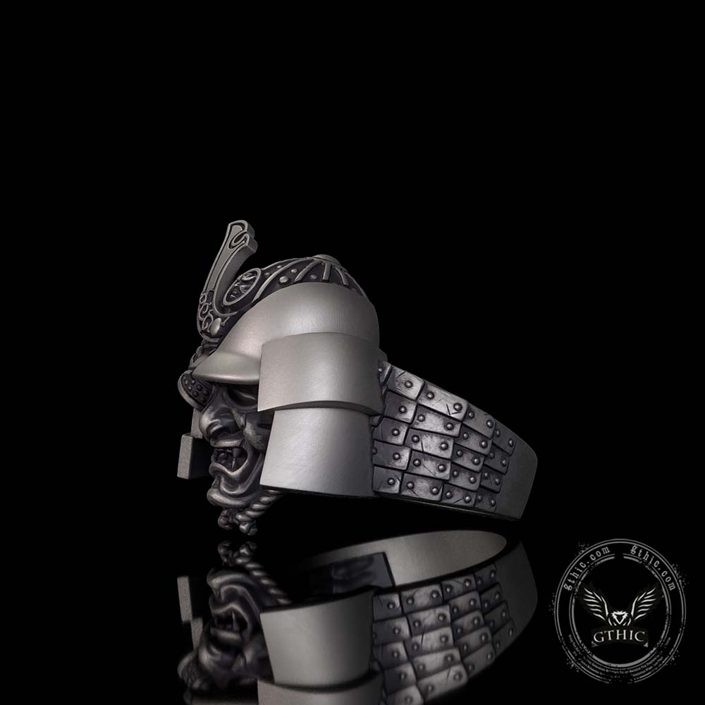 Vintage Asymmetric Samurai Oni Mask Sterling Silver Ring | Gthic.com