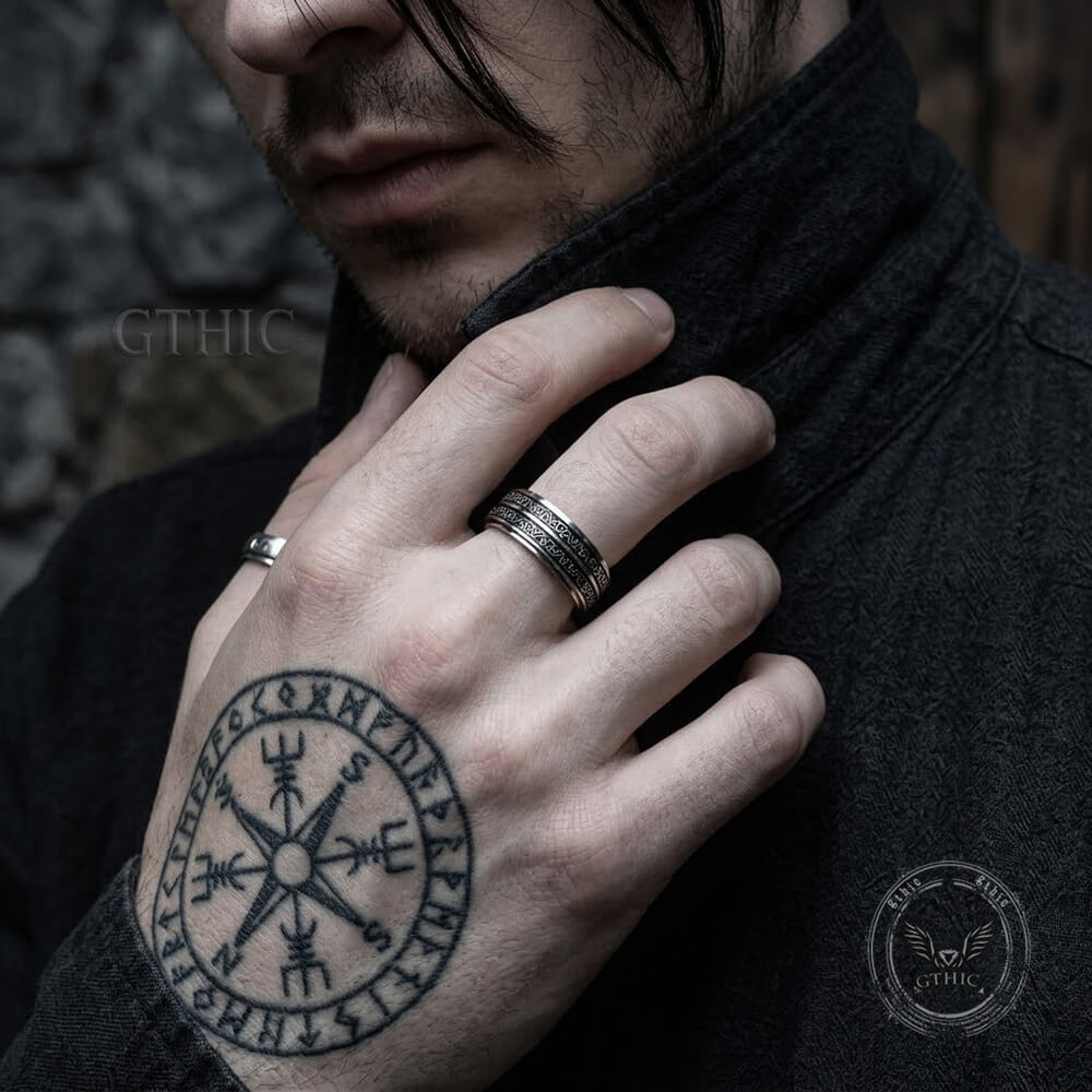 Vintage Beast-Motif Scrollwork Stainless Steel Spinner Ring | Gthic.com