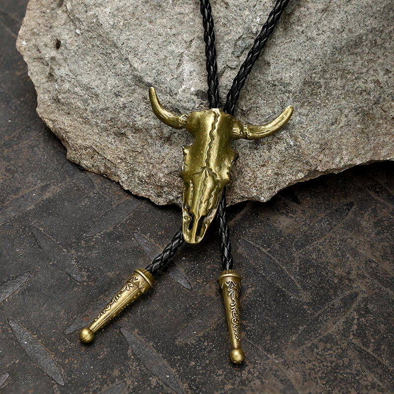 Vintage Cow Skull Alloy Bolo Tie | Gthic.com