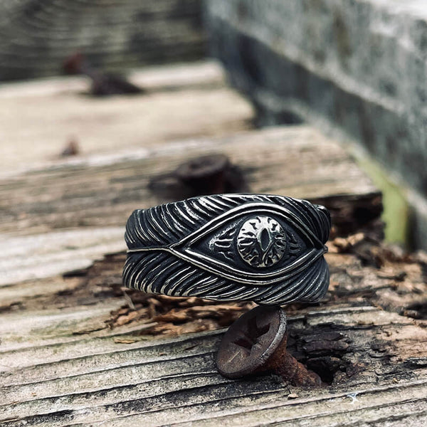 Vintage Feather Eye Stainless Steel Ring | Gthic.com