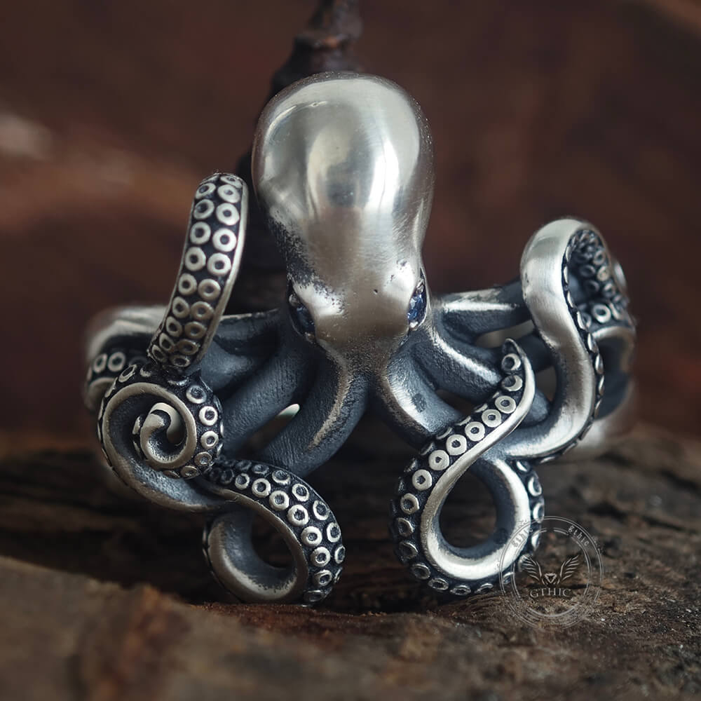 Vintage Gem Eye Octopus Tentacle Sterling Silver Marine Ring | Gthic.com