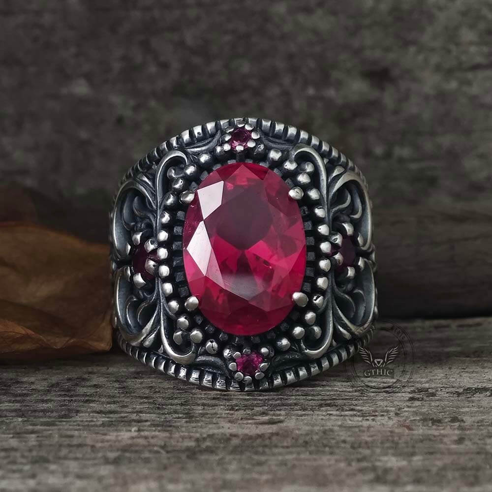 Vintage Gemstone Floral Embossed Sterling Silver Ring | Gthic.com