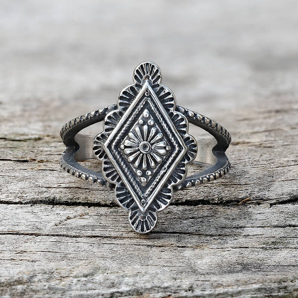 Vintage Geometric Bohemian Pattern Stainless Steel Ring | Gthic.com