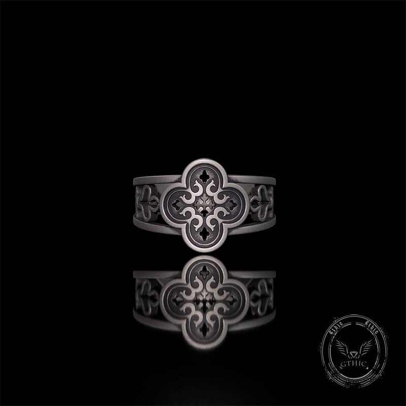 Vintage Hollow Floral Pattern Sterling Silver Ring | Gthic.com