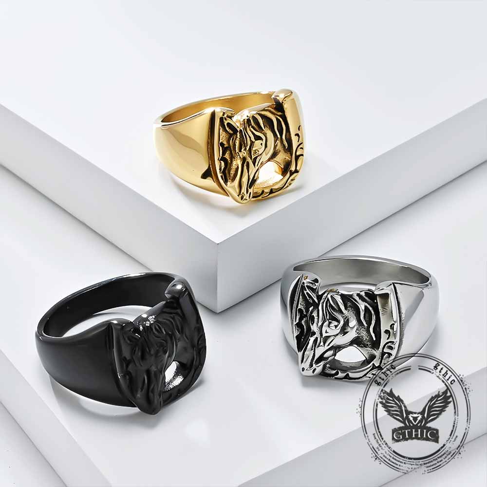 Vintage Horseshoe Horse Head Stainless Steel Ring | Gthic.com
