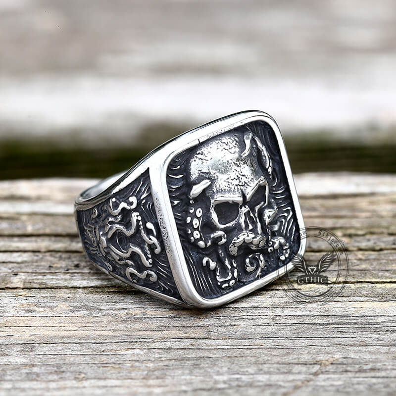 Vintage Octopus Skull Stainless Steel Ring | Gthic.com