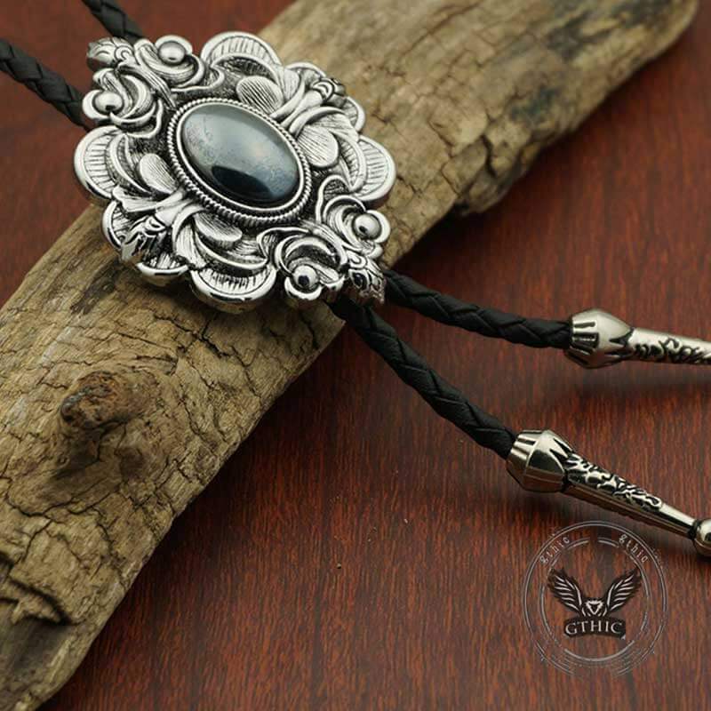 Vintage Pattern Gem Carved Alloy Bolo Tie