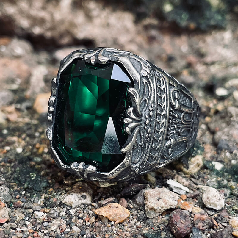 Vintage Patterns Green Zircon Stainless Steel Ring | Gthic.com