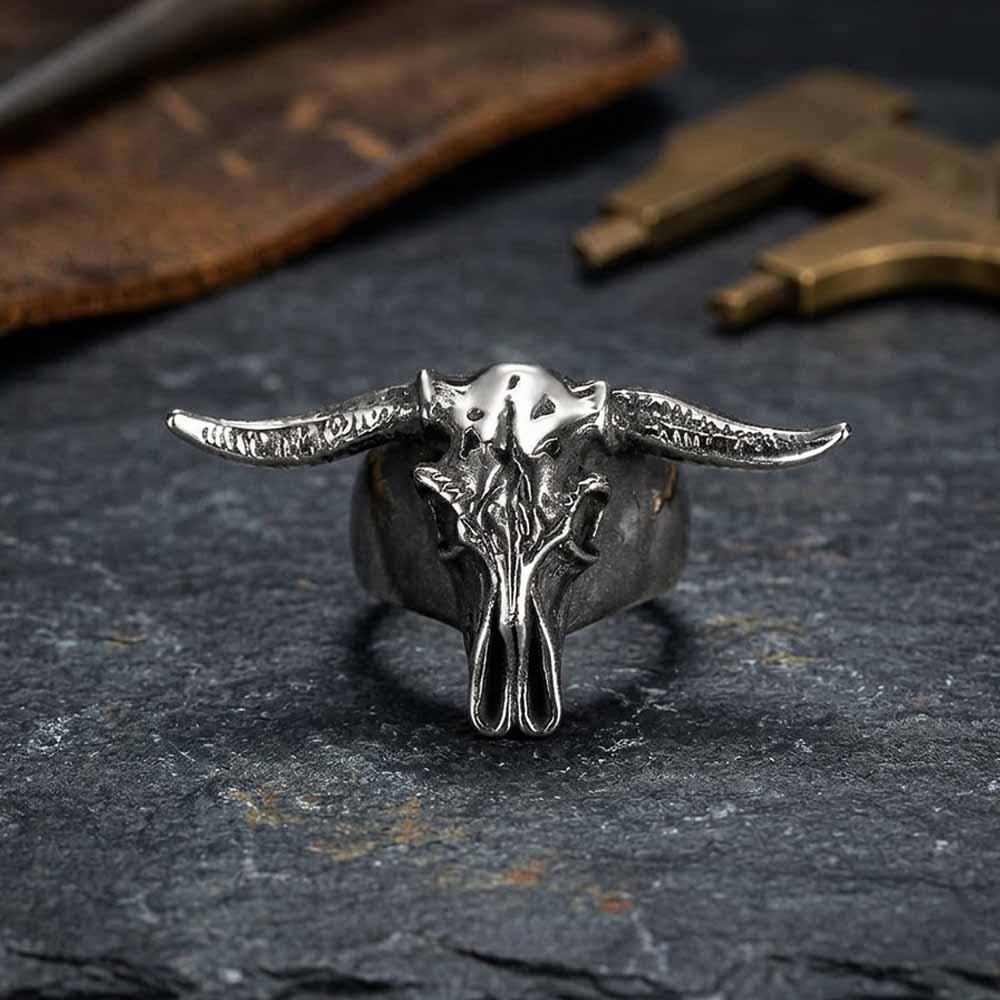 Bague tête de mort en acier inoxydable diable satan corne