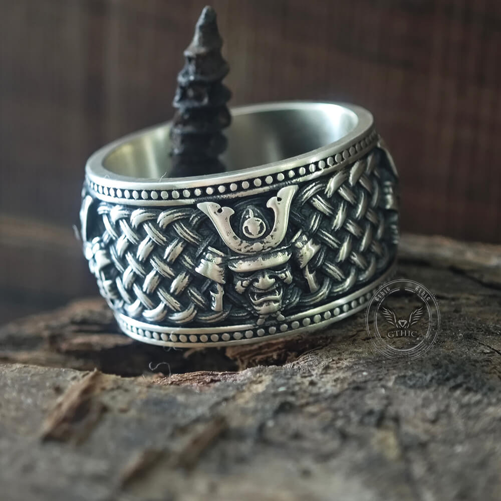 Vintage Samurai Warrior Sterling Silver Band Ring