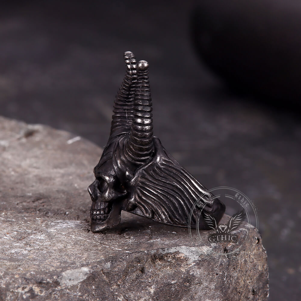 Anello teschio in acciaio inossidabile con corno Satan Devil