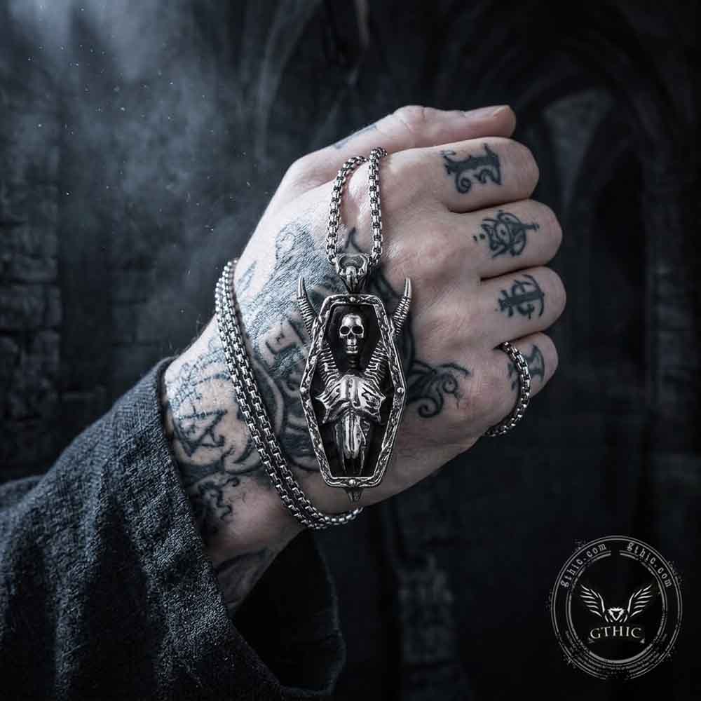 Vintage Skull Ram's Head Stainless Steel Pendant | Gthic.com