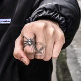 Anillo de acero inoxidable con araña vintage