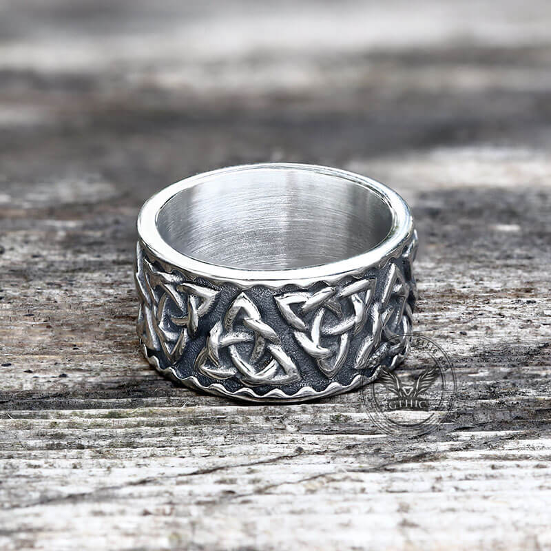 Vintage Surrounded Celtic Knot Stainless Steel Viking Ring | Gthic.com