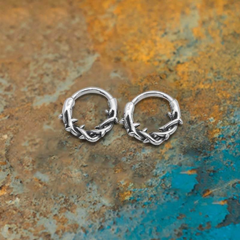 Vintage Thorn Wrapped Stainless Steel Nose Ring 01 | Gthic.com
