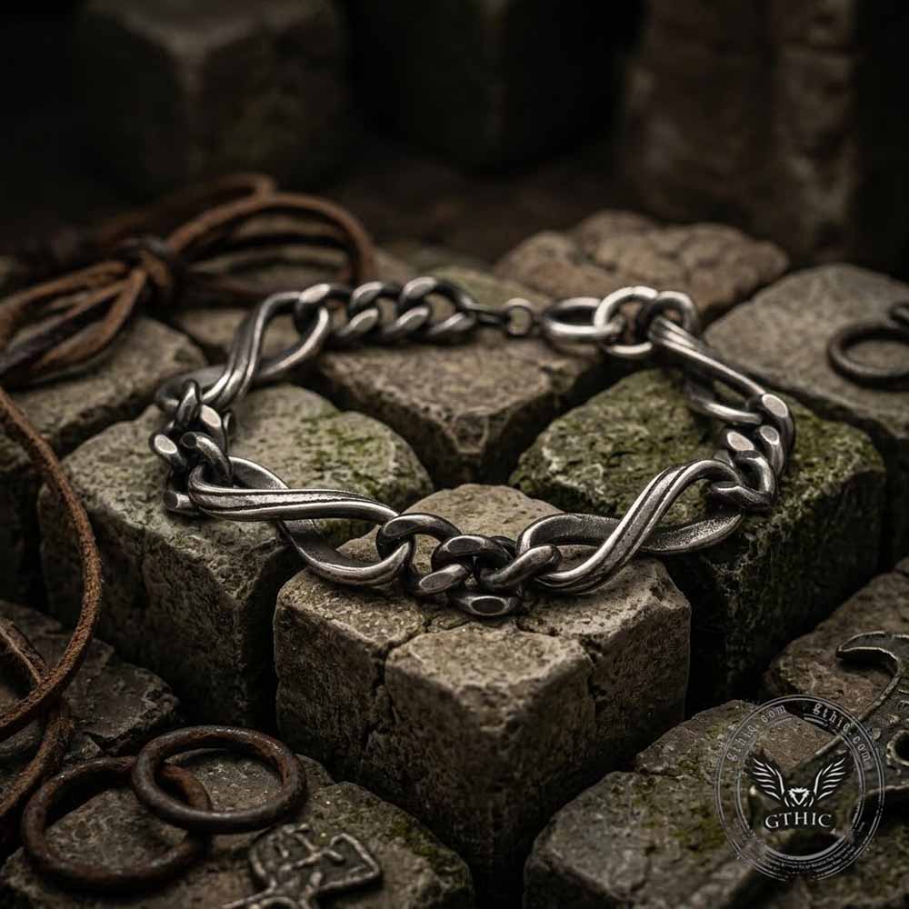 Vintage Twisted Cuban Chain Stainless Steel Bracelet | Gthic.com