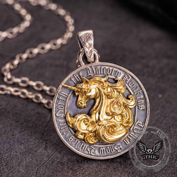 Vintage Unicorn Sterling Silver Animal Pendant | Gthic.com