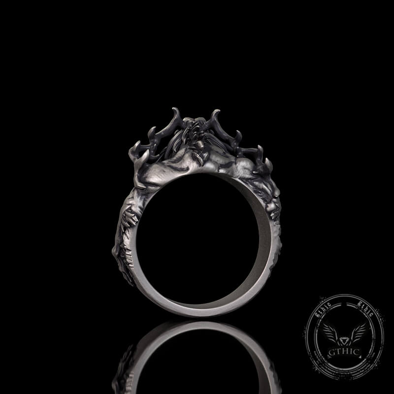 Vintage Wendigo Skull Sterling Silver Ring | Gthic.com