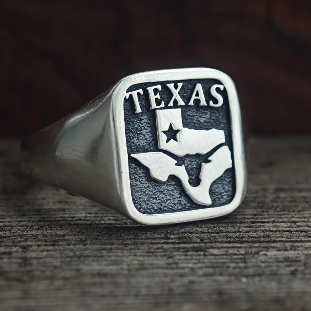 Vintage Western Texas Signet Sterling Silver Ring | Gthic.com