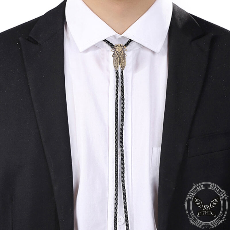 Vintage Wolf Head Alloy Animal Bolo Tie