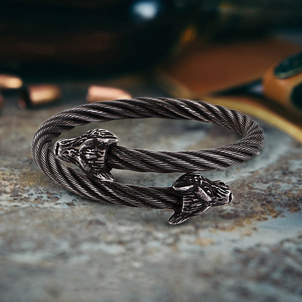 Wolf Bracelet – Charm Bracelet for Men – GTHIC