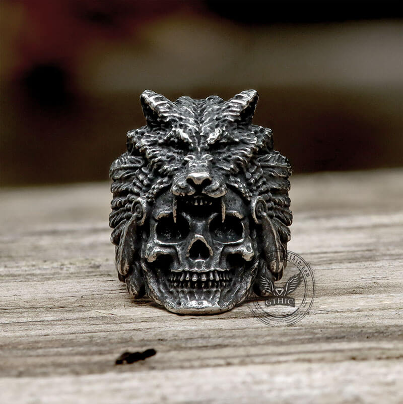Wolf Head Stainless Steel Skull Ring | Gthic.com