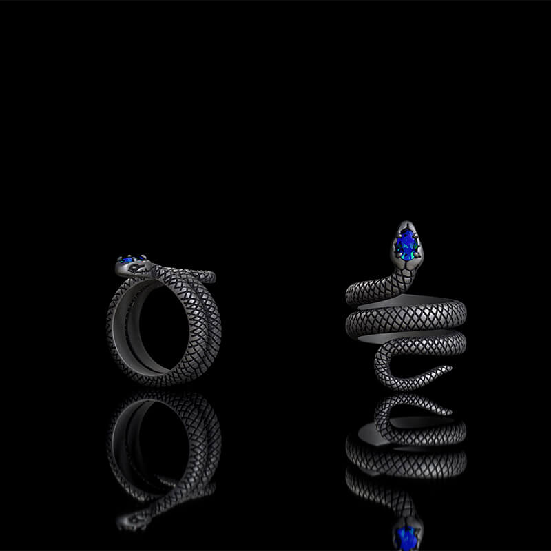 Zircon-set Coiled Snake Sterling Silver Ring | Gthic.com