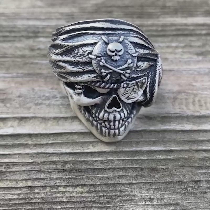 Bague tête de mort pirate borgne en argent sterling