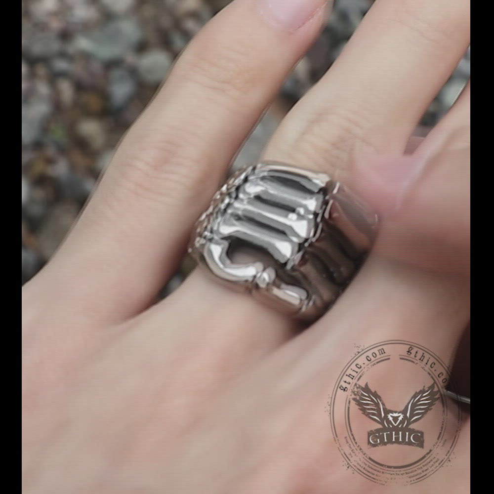 Ghost Claw Stainless Steel Ring