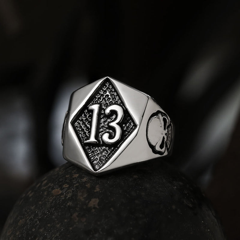 13 Stainless Steel Skull Ring 01 | Gthic.com