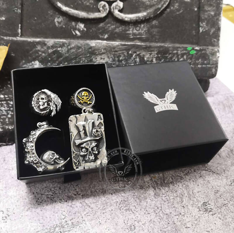 4 Pcs Skull Ring and Pendat Jewelry Set | Gthic.com