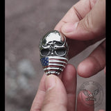 Totenkopf-Ring aus Edelstahl mit amerikanischer Flagge