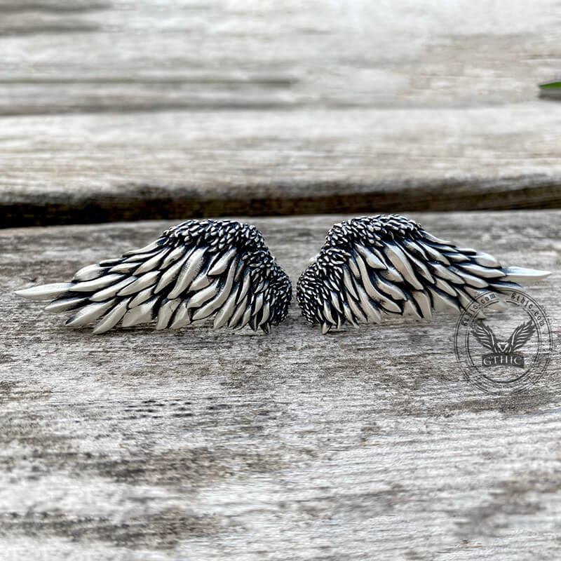 Angel Wing Sterling Silver Ring | Gthic.com