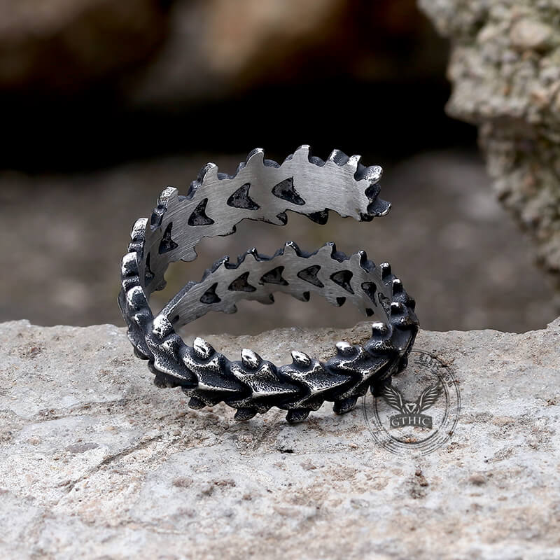Centipede Stainless Steel Gothic Vertebrae Ring